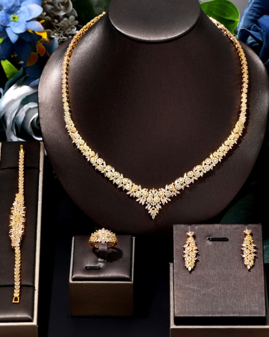 Divine Jewelry Set Silver